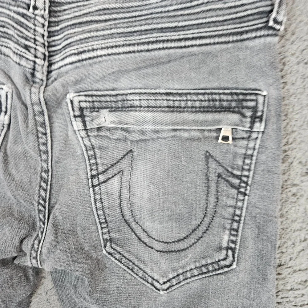 True Religion Rocco Relaxed Skinny Moto Biker Jeans Gray Acid Wash Size 28